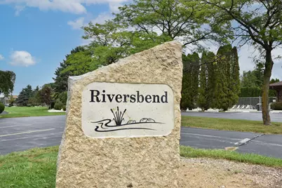 W178N9710  Riversbend Cir, Germantown, WI 53022 - Photo 4