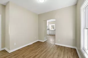 3156 N 24th Pl, Milwaukee, WI 53206 - Photo 10
