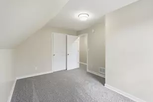 3156 N 24th Pl, Milwaukee, WI 53206 - Photo 16