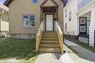 3156 N 24th Pl, Milwaukee, WI 53206 - Photo 1