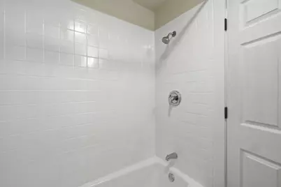 3156 N 24th Pl, Milwaukee, WI 53206 - Photo 18