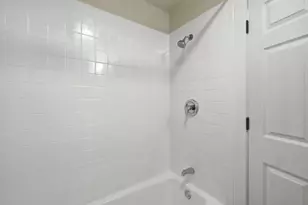 3156 N 24th Pl, Milwaukee, WI 53206 - Photo 18