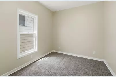 3156 N 24th Pl, Milwaukee, WI 53206 - Photo 8