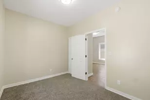 3156 N 24th Pl, Milwaukee, WI 53206 - Photo 6