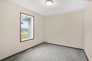 1296 E Bluff Rd, Whitewater, WI 53190 - Photo 18