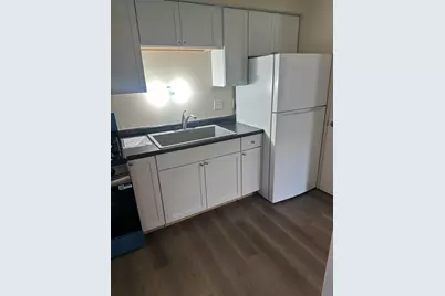 3119 S 122nd St #17, West Allis, WI 53227 - Photo 2