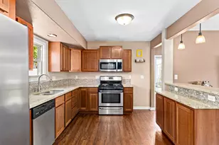 10820 W Stark St, Milwaukee, WI 53225 - Photo 16