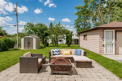 10820 W Stark St, Milwaukee, WI 53225 - Photo 38