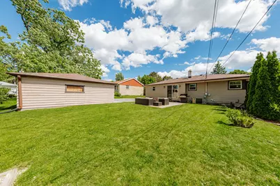 10820 W Stark St, Milwaukee, WI 53225 - Photo 40