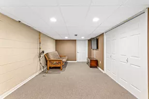 10820 W Stark St, Milwaukee, WI 53225 - Photo 26