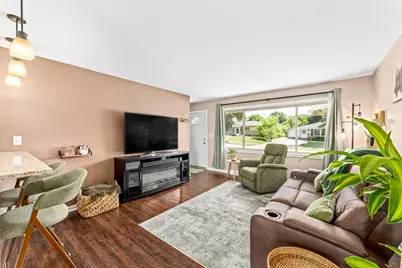 10820 W Stark St, Milwaukee, WI 53225 - Photo 6