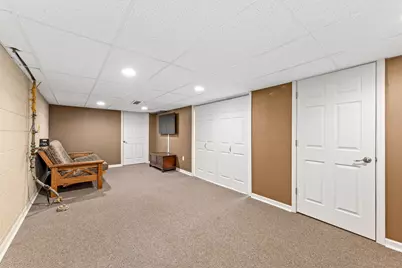 10820 W Stark St, Milwaukee, WI 53225 - Photo 24