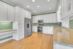 516 Sir Howard Cir, Kohler, WI 53044 - Photo 10