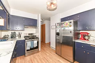 7524 N 90th St, Milwaukee, WI 53224 - Photo 14