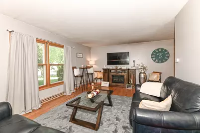 7524 N 90th St, Milwaukee, WI 53224 - Photo 8