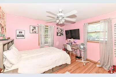 7524 N 90th St, Milwaukee, WI 53224 - Photo 24