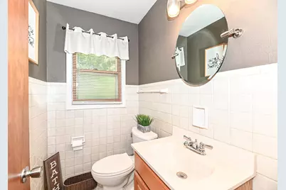 7524 N 90th St, Milwaukee, WI 53224 - Photo 20