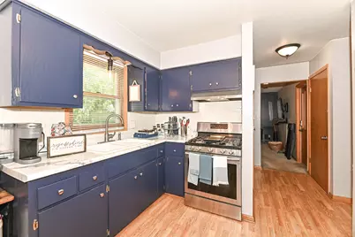 7524 N 90th St, Milwaukee, WI 53224 - Photo 14