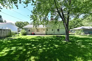 7524 N 90th St, Milwaukee, WI 53224 - Photo 28
