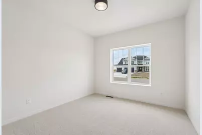 438  Sandstone St, Slinger, WI 53086 - Photo 24