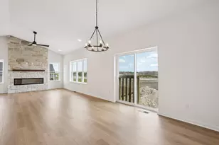 438 Sandstone St, Slinger, WI 53086 - Photo 10