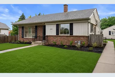 3309  4th Ave, Racine, WI 53402 - Photo 2