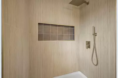 7026  Heather Glen Dr, Madison, WI 53719 - Photo 20