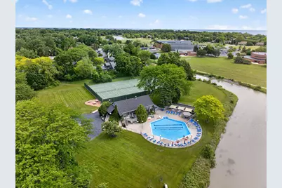 152  Lakefield Ct, Racine, WI 53402 - Photo 28