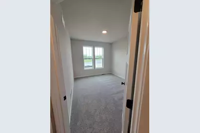 1549  Patton Dr, Hartford, WI 53027 - Photo 10