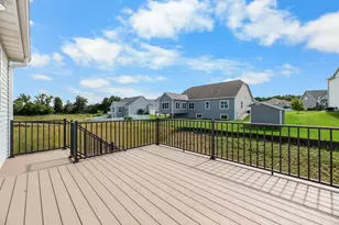 1549 Patton Dr, Hartford, WI 53027 - Photo 34