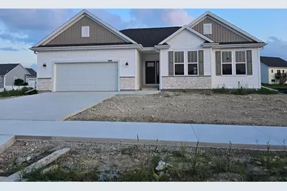 1549  Patton Dr, Hartford, WI 53027 - Photo 1