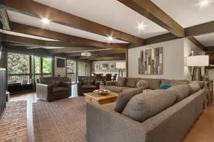 910 Windsor Ct, Fontana, WI 53125 - Photo 22