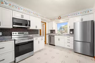 1838 W Plainfield Ave, Milwaukee, WI 53221 - Photo 10