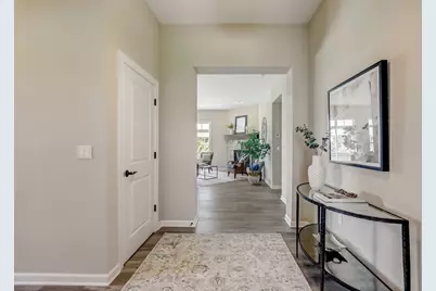 1372  Prairie Creek Cir #20C, Oconomowoc, WI 53066 - Photo 2