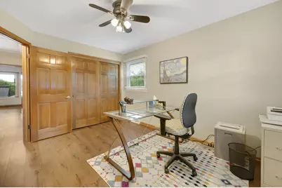 1119 W Fairfield Ct, Glendale, WI 53217 - Photo 20