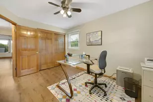1119 W Fairfield Ct, Glendale, WI 53217 - Photo 20
