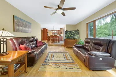 1119 W Fairfield Ct, Glendale, WI 53217 - Photo 10