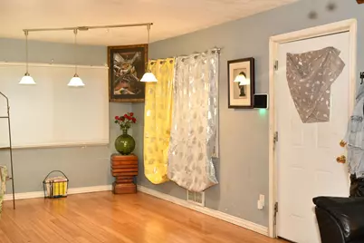 5233 N 58th St, Milwaukee, WI 53218 - Photo 2
