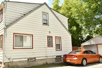 5233 N 58th St, Milwaukee, WI 53218 - Photo 10
