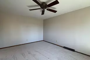 5340 S Maryknoll Dr, New Berlin, WI 53151 - Photo 32