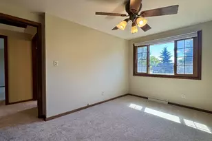 5340 S Maryknoll Dr, New Berlin, WI 53151 - Photo 42