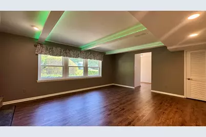 5340 S Maryknoll Dr, New Berlin, WI 53151 - Photo 8