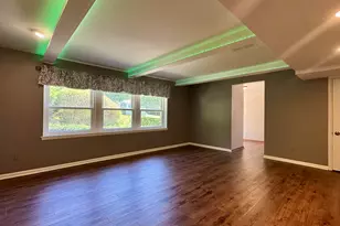5340 S Maryknoll Dr, New Berlin, WI 53151 - Photo 8