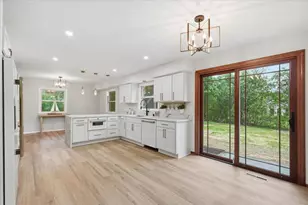 N85W17745 Ann Ave, Menomonee Falls, WI 53051 - Photo 10