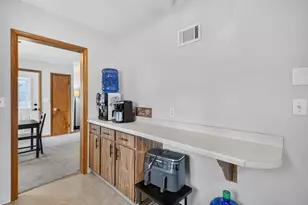 104 E 3rd Ave, Elkhorn, WI 53121 - Photo 10
