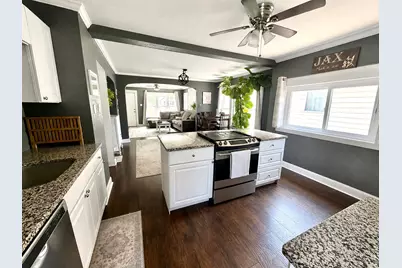 2567 N 59th St, Milwaukee, WI 53210 - Photo 8