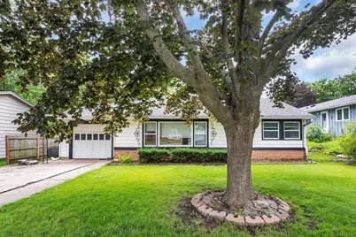 4306  South St, McHenry, IL 60050 - Photo 2