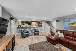 736 W Rock Pl, Glendale, WI 53209 - Photo 42