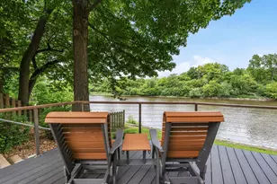 736 W Rock Pl, Glendale, WI 53209 - Photo 2