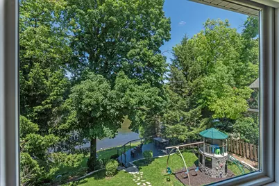 736 W Rock Pl, Glendale, WI 53209 - Photo 36